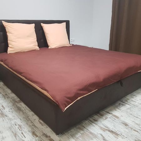 Silver Star Apartment 40M أوزهورود المظهر الخارجي الصورة