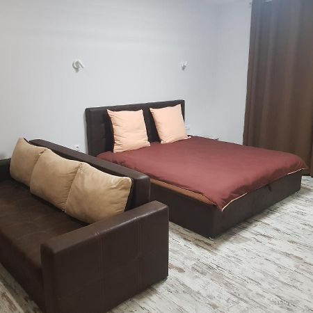 Silver Star Apartment 40M أوزهورود المظهر الخارجي الصورة